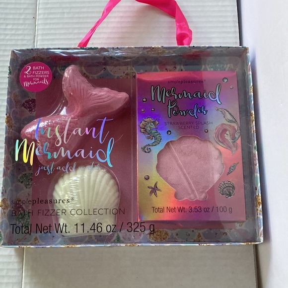 MERMAID Bath Gift Set 2 bath Fizzers and Bath Powder - Picture 11 of 12
